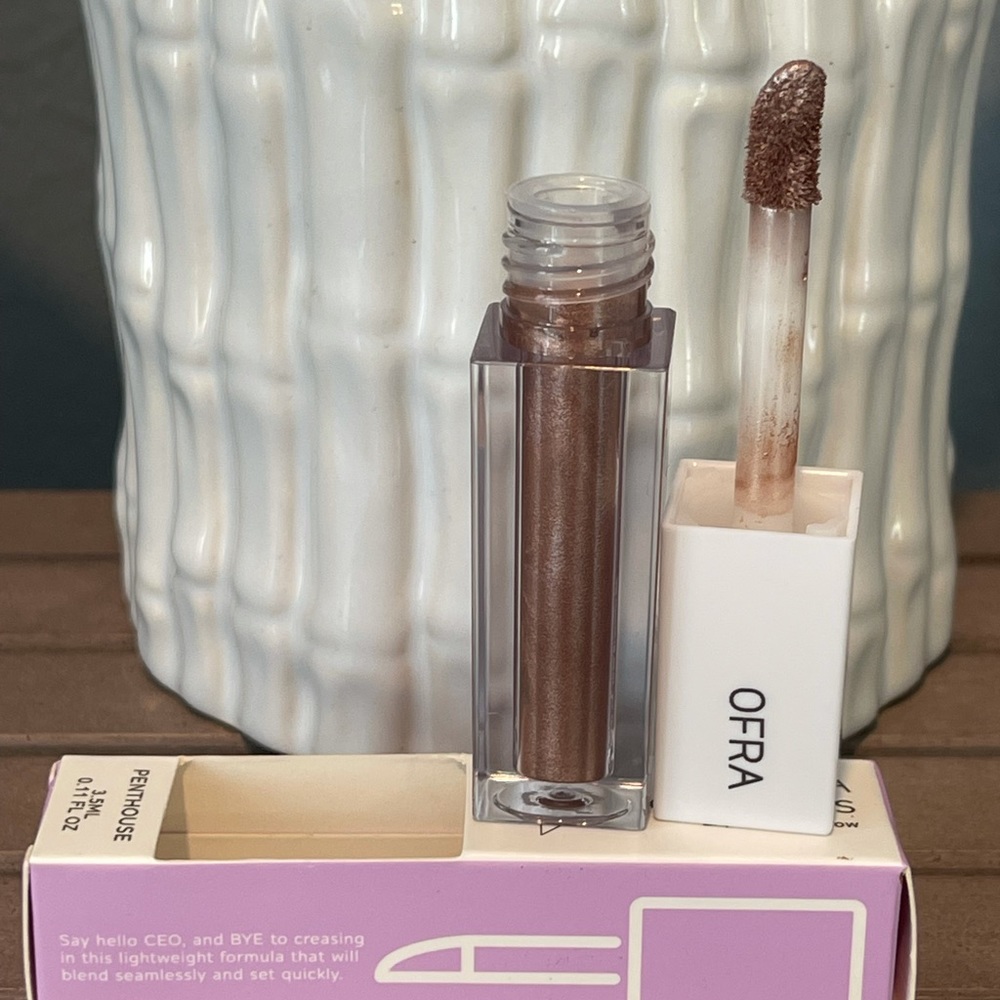 OFRA Bossy Eye Liquid Eyeshadow in *Penthouse* - Picture 8 of 8